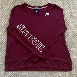 Nike long sleeve t-shirt